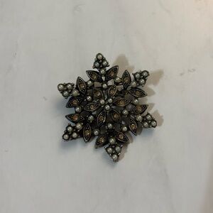 Original Danny Pollak Vintage Snowflake Brooch with Pearls
